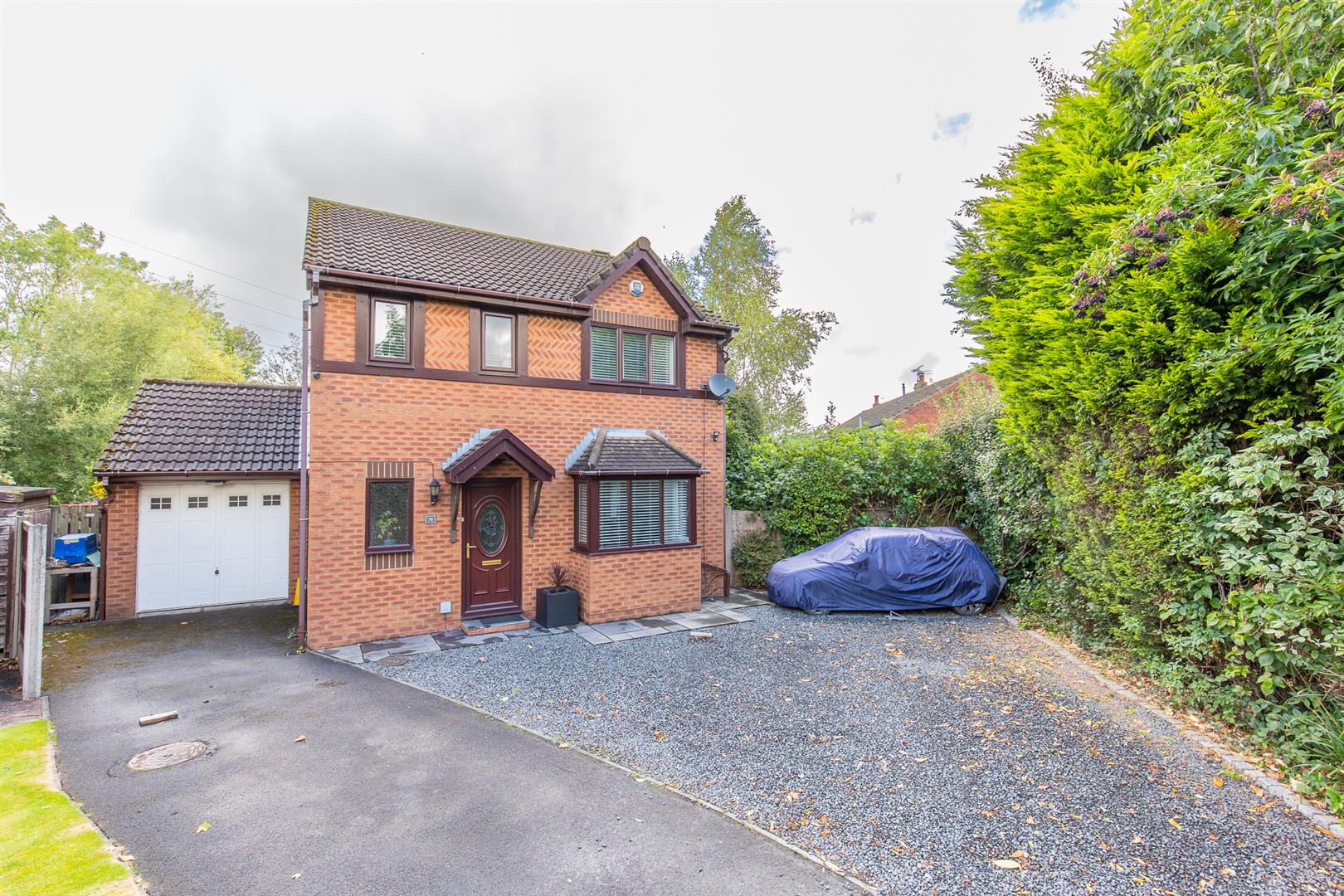 4 bed property in Slater Lane, Leyland